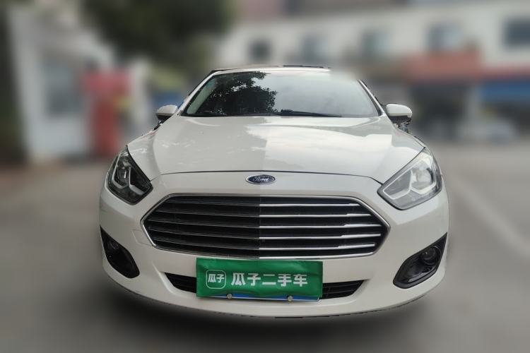 Used Ford Escort 2015 1.5L Automatic Comfort Edition Front