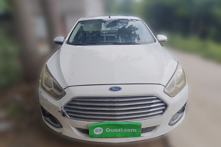 Used Ford Escort 2015 1.5L Automatic Fashion Model Front