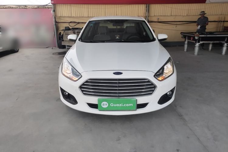 Used Ford Escort 2015 1.5L Manual Comfort Model Front