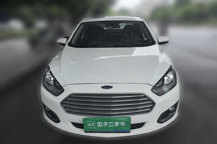 Used Ford Escort 2015 1.5L Automatic Fashion Model Front