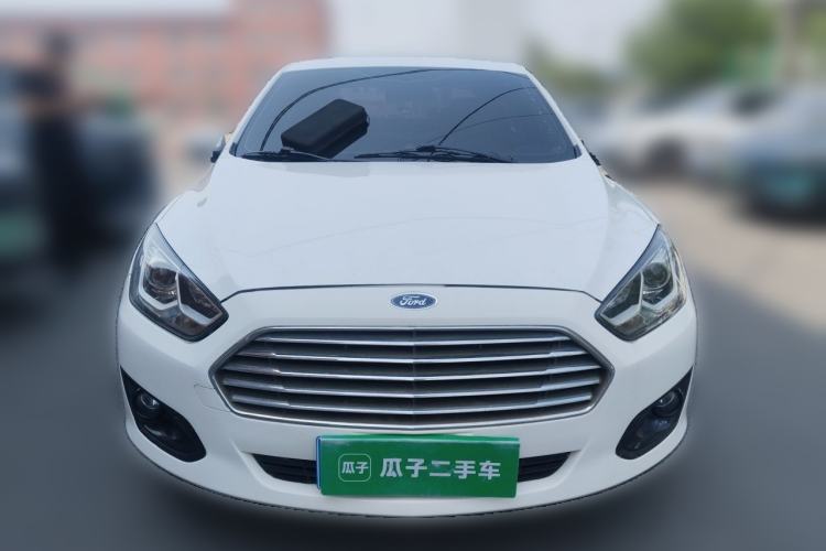 Used Ford Escort 2015 1.5L Automatic Comfort Edition Front