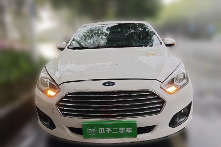 Used Ford Escort 2015 1.5L Manual Comfort Model Front