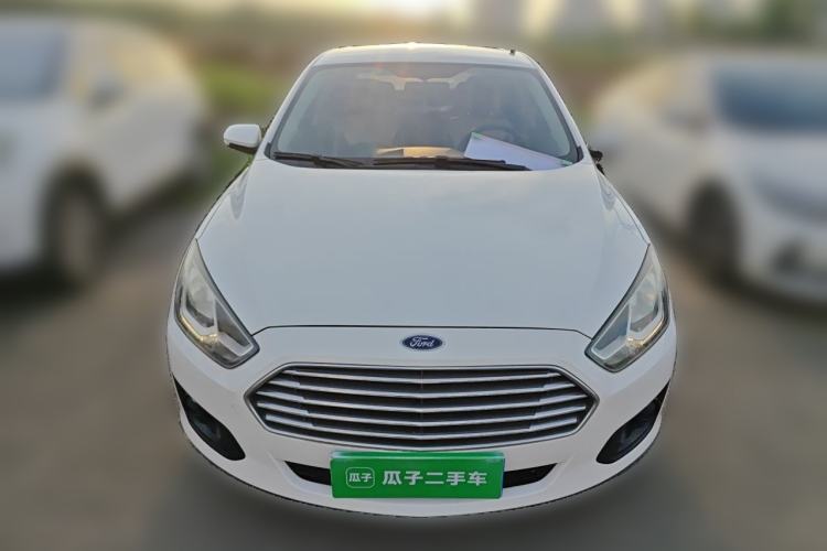 Used Ford Escort 2015 1.5L Manual Comfort Model Front