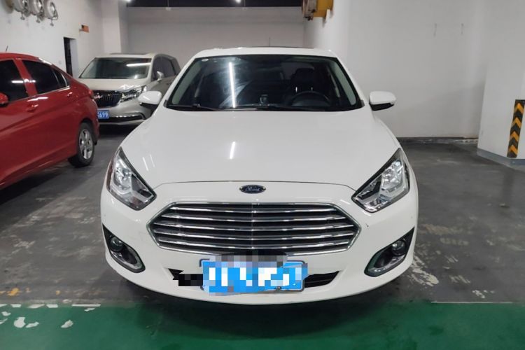 Used Ford Escort 2015 1.5L Automatic Fashion Model Front