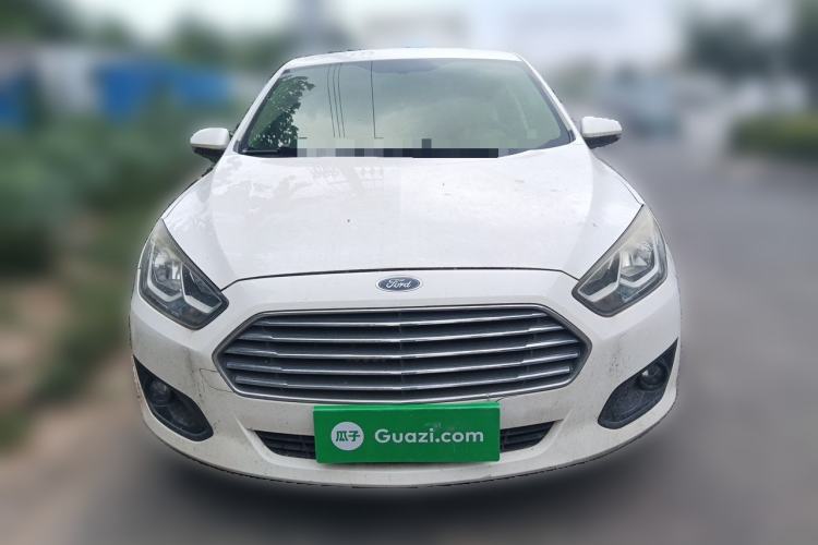 Used Ford Escort 2015 1.5L Manual Comfort Model Front