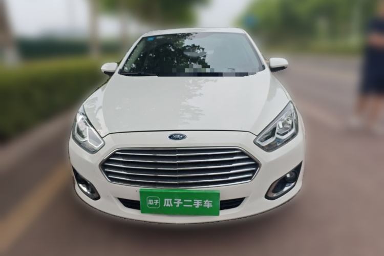 Used Ford Escort 2015 1.5L Automatic Fashion Model Front