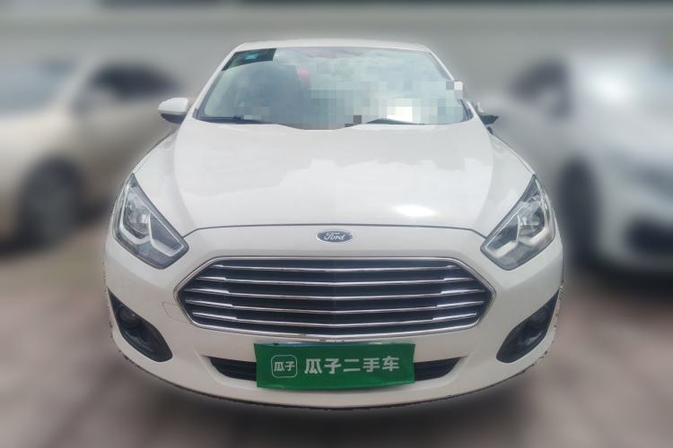 Used Ford Escort 2015 1.5L Manual Comfort Model Front