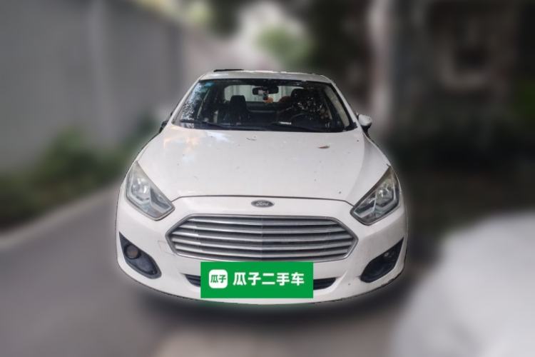 Used Ford Escort 2015 1.5L Automatic Comfort Edition Front