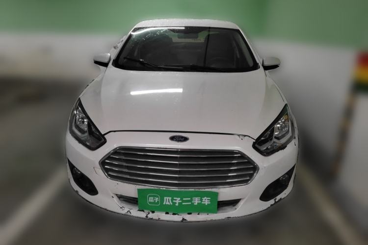Used Ford Escort 2015 1.5L Automatic Comfort Edition Front