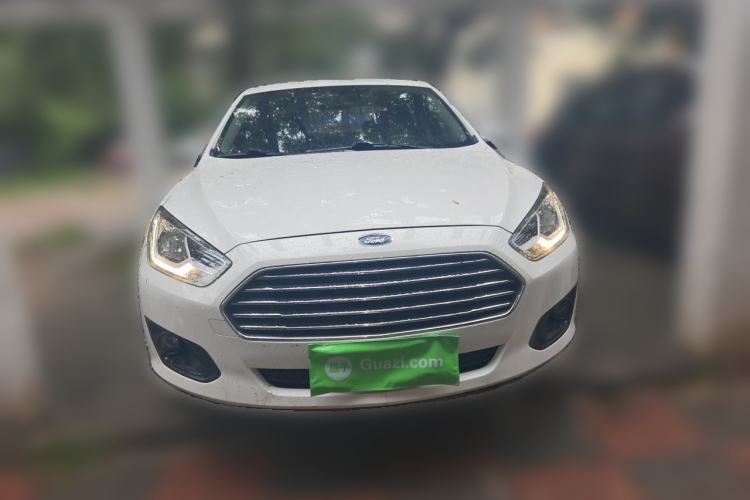 Used Ford Escort 2015 1.5L Automatic Comfort Edition Front