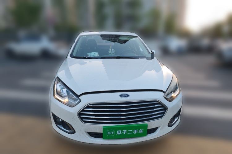 Used Ford Escort 2015 1.5L Automatic Fashion Model Front