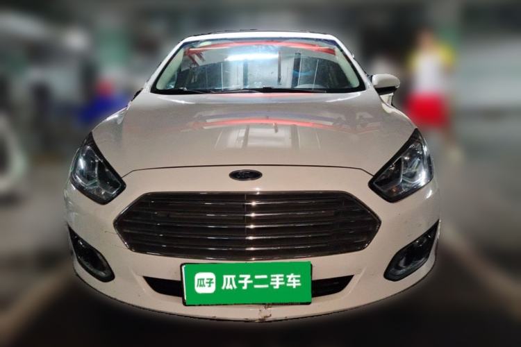 Used Ford Escort 2015 1.5L Automatic Fashion Model Front