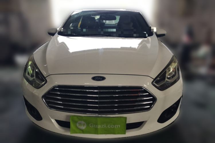 Used Ford Escort 2015 1.5L Automatic Comfort Edition Front