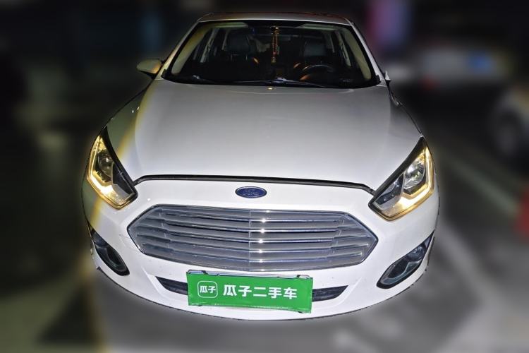 Used Ford Escort 2015 1.5L Automatic Fashion Model Front