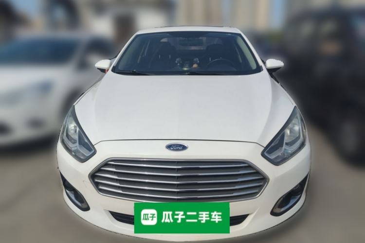 Used Ford Escort 2015 1.5L Automatic Fashion Model Front