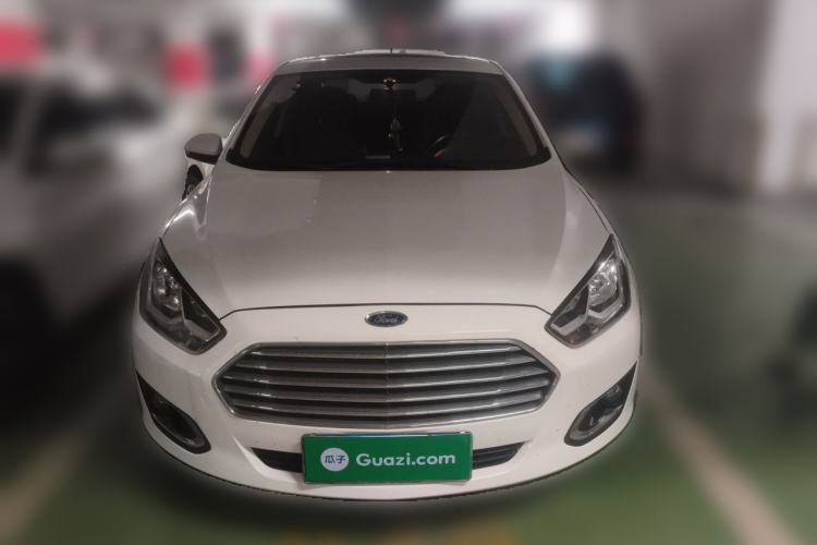 Used Ford Escort 2015 1.5L Automatic Fashion Model Front