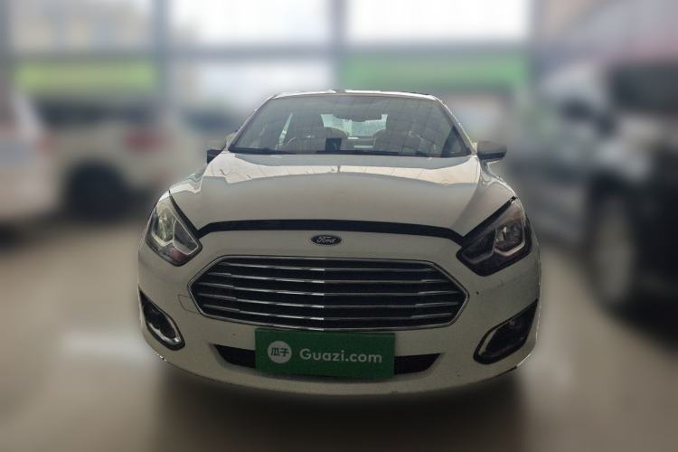 Used Ford Escort 2015 1.5L Automatic Fashion Model Front