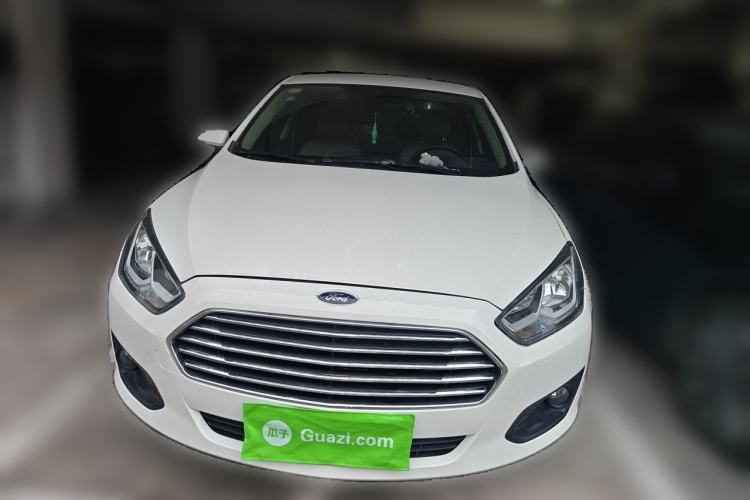 Used Ford Escort 2015 1.5L Automatic Comfort Edition Front