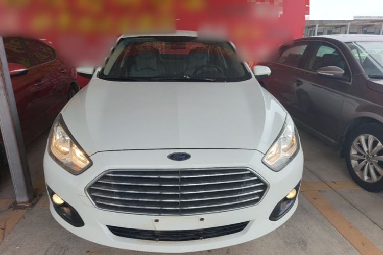 Used Ford Escort 2015 1.5L Automatic Comfort Edition Front