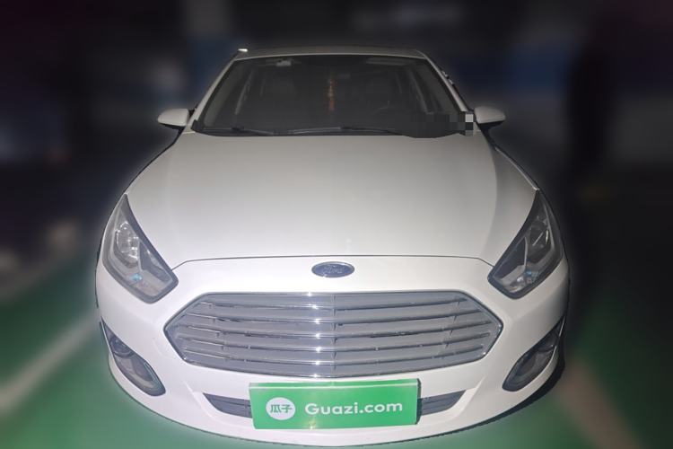 Used Ford Escort 2015 1.5L Automatic Fashion Model Front