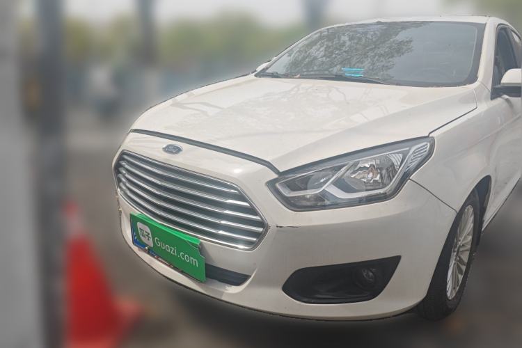 Used Ford Escort 2015 1.5L Manual Comfort Model Front