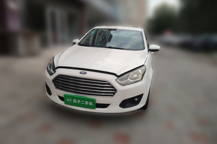 Used Ford Escort 2015 1.5L Manual Comfort Model Front