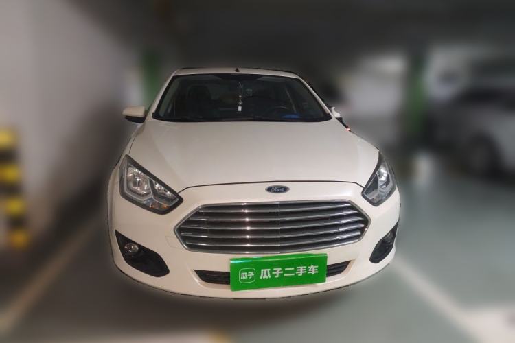 Used Ford Escort 2015 1.5L Automatic Comfort Edition Front