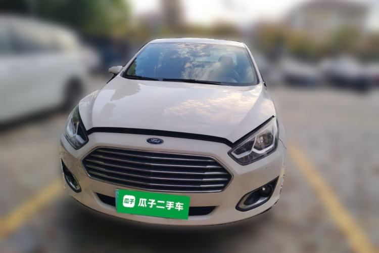 Used Ford Escort 2015 1.5L Automatic Fashion Model Front