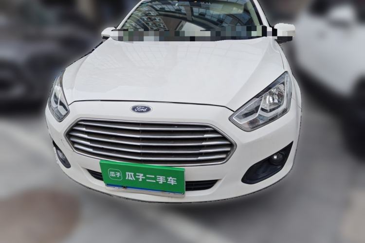 Used Ford Escort 2015 1.5L Automatic Comfort Edition Front