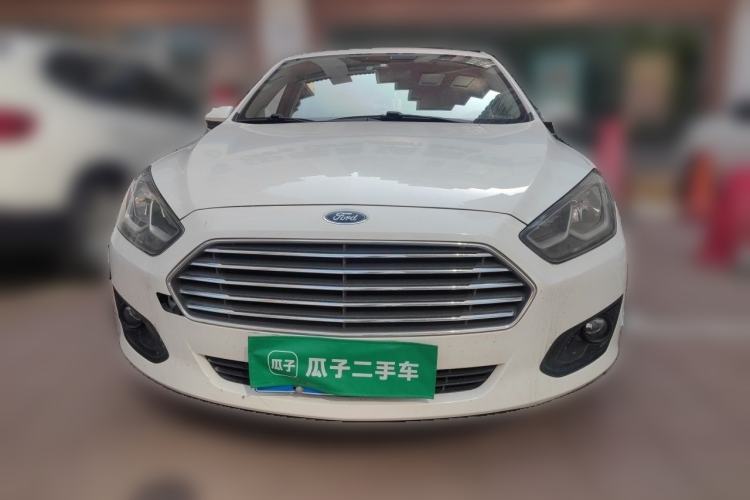 Used Ford Escort 2015 1.5L Manual Comfort Model Front