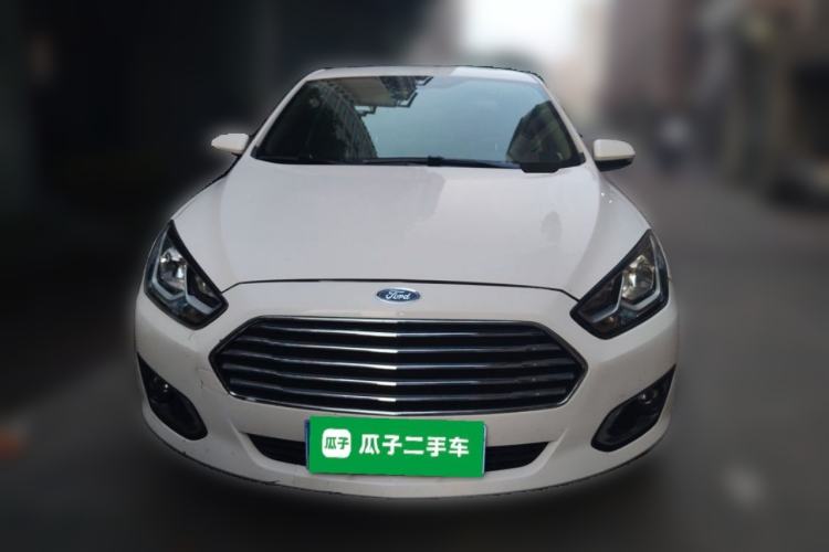 Used Ford Escort 2015 1.5L Automatic Fashion Model Front
