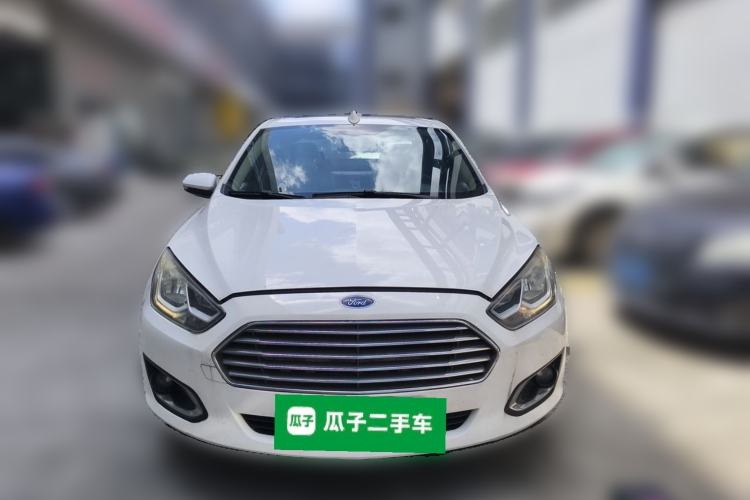 Used Ford Escort 2015 1.5L Automatic Fashion Model Front