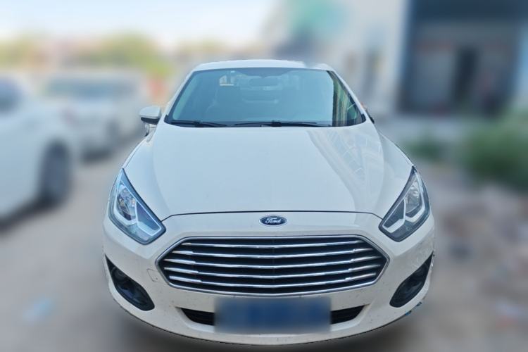 Used Ford Escort 2015 1.5L Manual Comfort Model Front