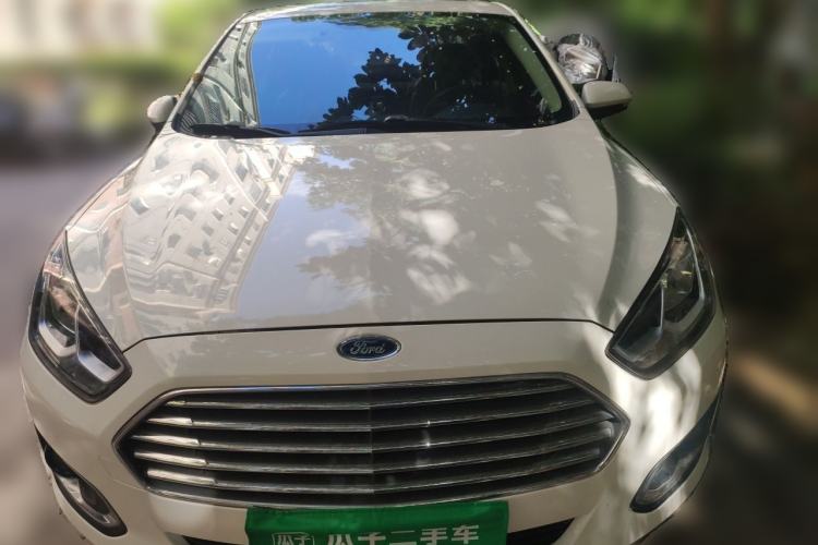 Used Ford Escort 2015 1.5L Automatic Fashion Model Front