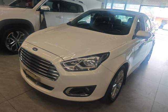 Used Ford Escort 2015 1.5L Automatic Fashion Model