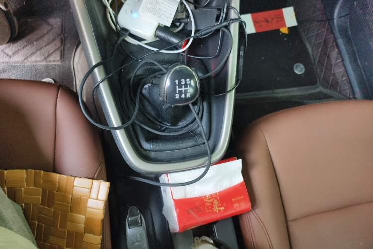 Used Ford Escort 2015 1.5L Manual Comfort Model Gear Lever