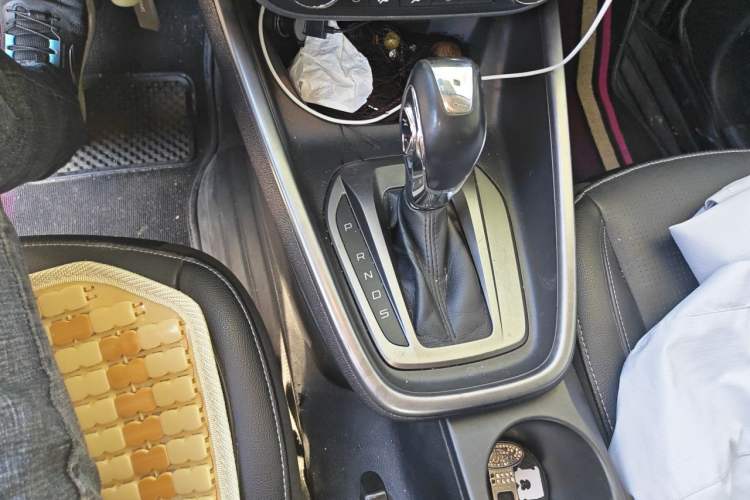 Used Ford Escort 2015 1.5L Automatic Fashion Model Gear Lever