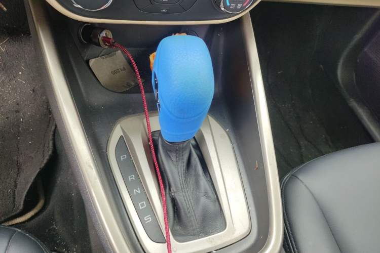 Used Ford Escort 2015 1.5L Automatic Comfort Edition Gear Lever