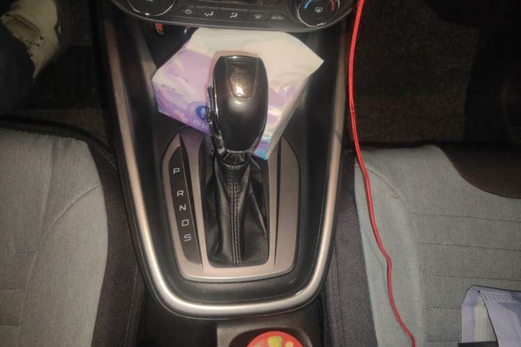 Used Ford Escort 2015 1.5L Automatic Comfort Edition Gear Lever