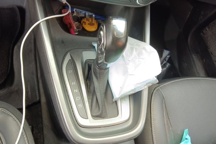 Used Ford Escort 2015 1.5L Automatic Fashion Model Gear Lever