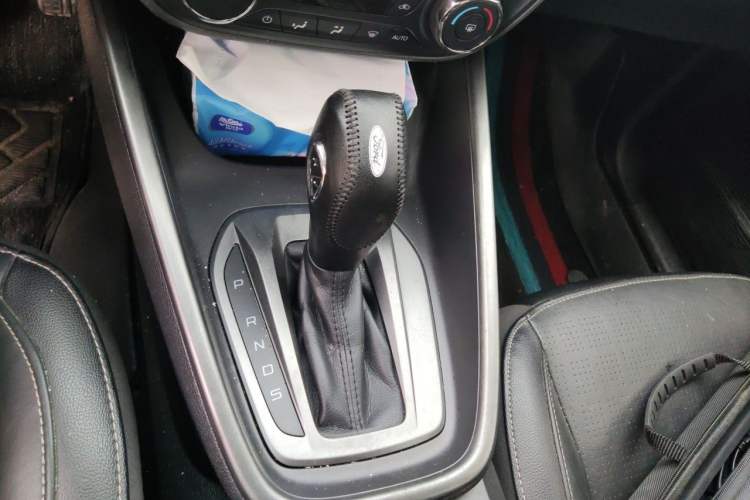 Used Ford Escort 2015 1.5L Automatic Fashion Model Gear Lever