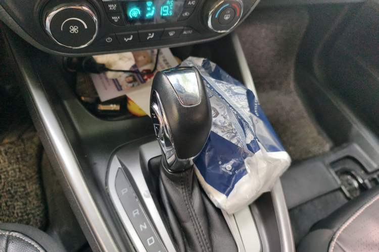 Used Ford Escort 2015 1.5L Automatic Fashion Model Gear Lever
