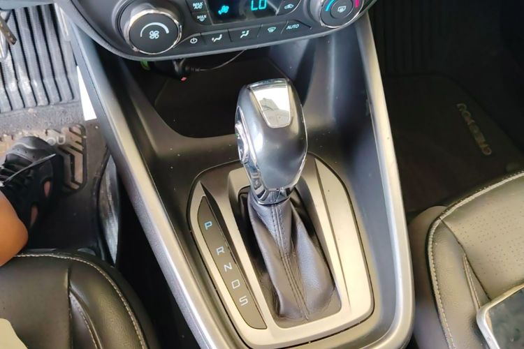 Used Ford Escort 2015 1.5L Automatic Fashion Model Gear Lever