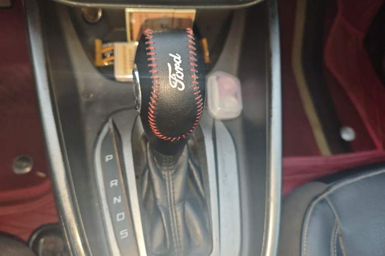 Used Ford Escort 2015 1.5L Automatic Fashion Model Gear Lever