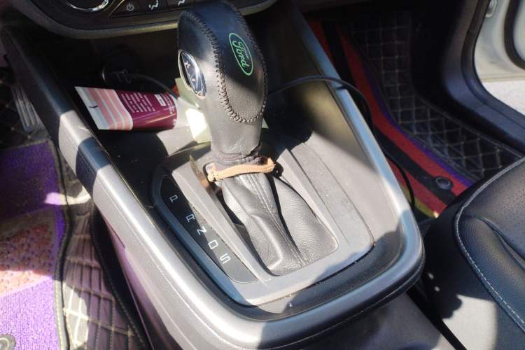 Used Ford Escort 2015 1.5L Automatic Fashion Model Gear Lever