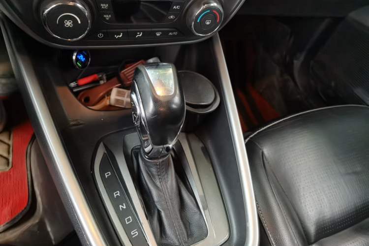Used Ford Escort 2015 1.5L Automatic Fashion Model Gear Lever
