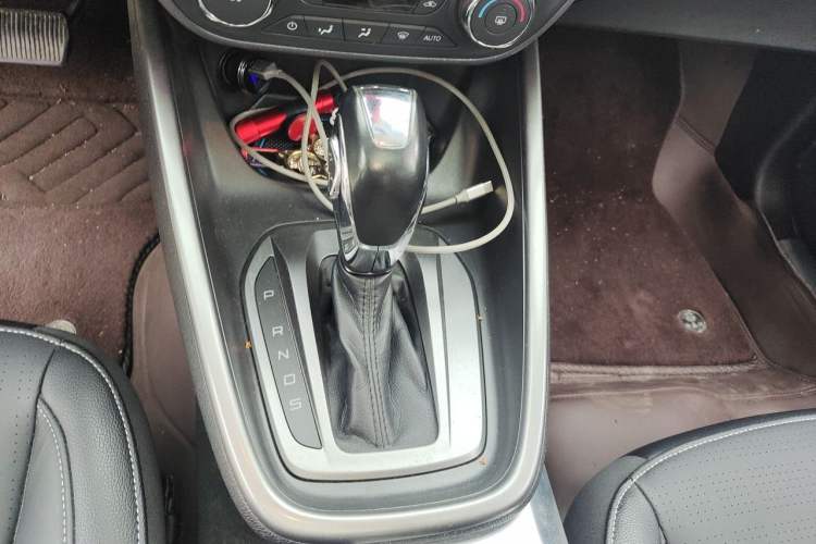 Used Ford Escort 2015 1.5L Automatic Fashion Model Gear Lever