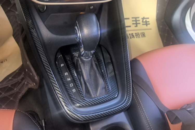 Used Ford Escort 2015 1.5L Automatic Comfort Edition Gear Lever