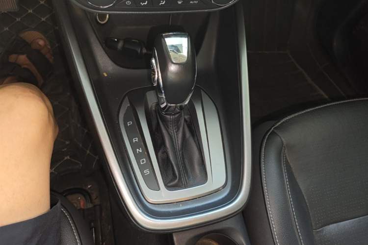Used Ford Escort 2015 1.5L Automatic Fashion Model Gear Lever