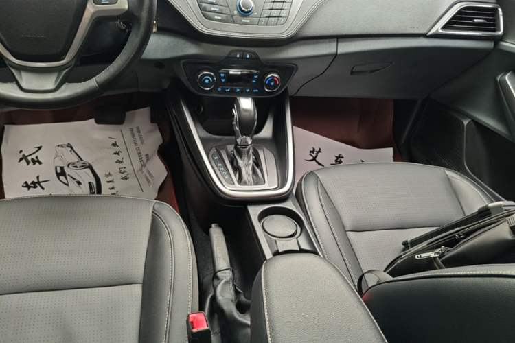 Used Ford Escort 2015 1.5L Automatic Fashion Model Gear Lever